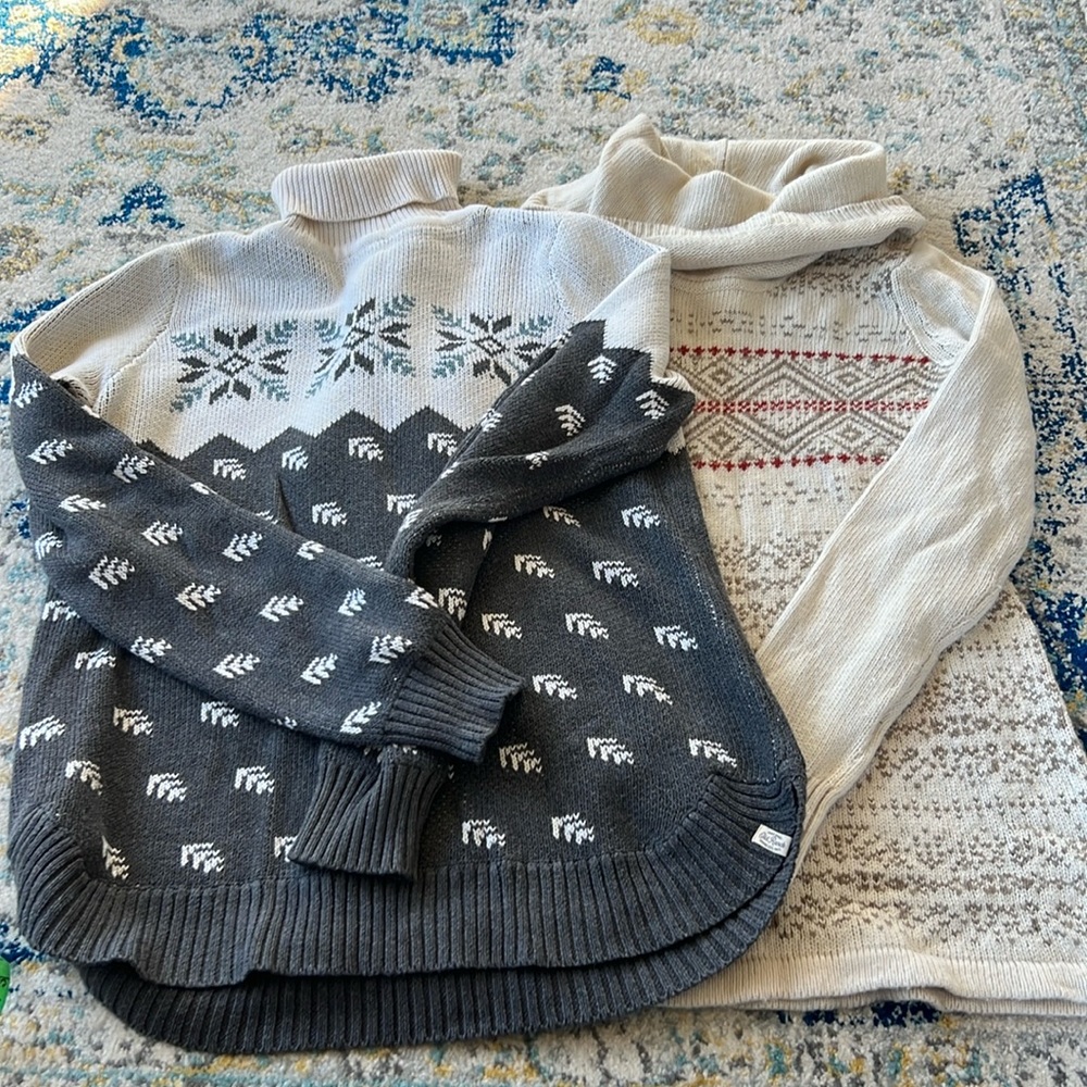 Aventura fair isle sweaters size small
